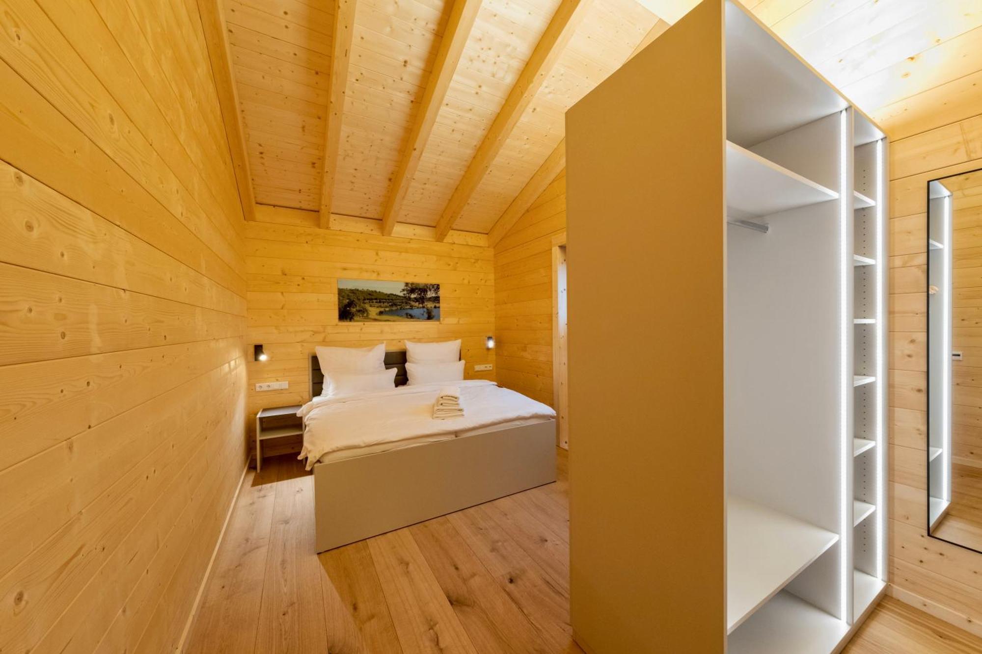 Netten Naturerlebnis Holz-Chalets Daun Ngoại thất bức ảnh