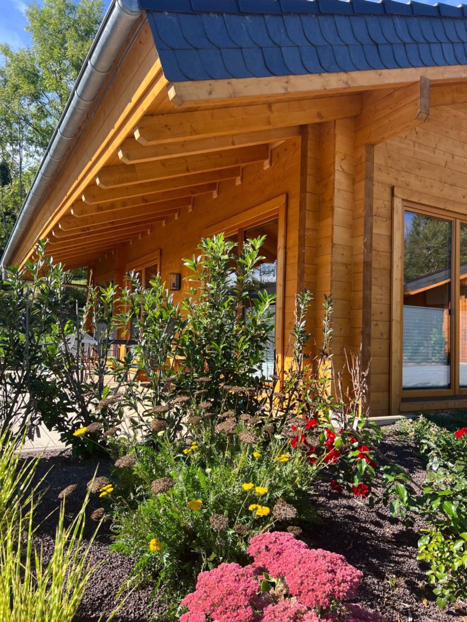 Netten Naturerlebnis Holz-Chalets Daun Ngoại thất bức ảnh